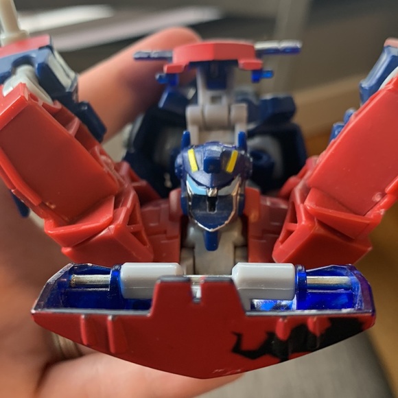 Hasbro Transformers 2008 Animated Voyager Class Optimus Prime - Picture 4 of 5